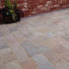 Natural stone paving, showcasing a variety of colors and textures for a unique outdoor space.